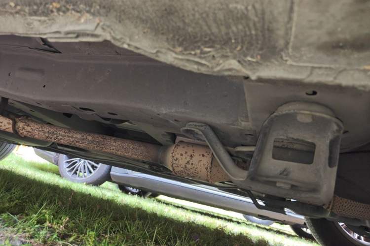 Used Buick GL8 2011 2.4L LT Executive Edition Chassis Front Right