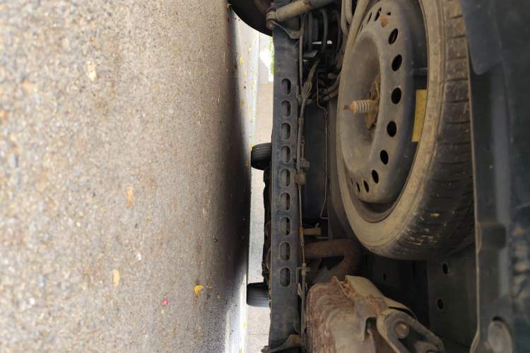 Used Buick GL8 2011 2.4L CT Comfort Edition Chassis Rear