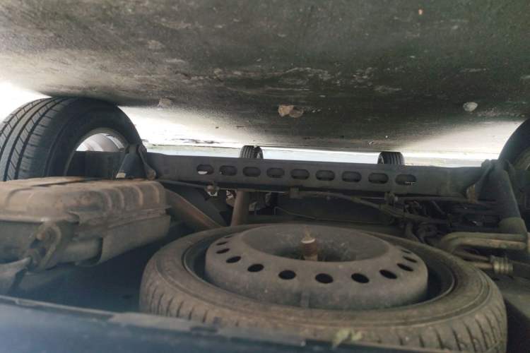 Used Buick GL8 2011 2.4L LT Executive Edition Chassis Rear