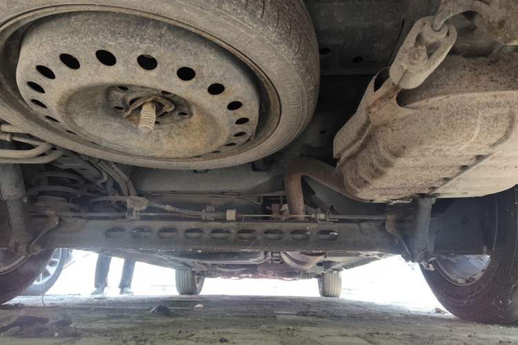 Used Buick GL8 2011 2.4L CT Comfort Edition Chassis Rear