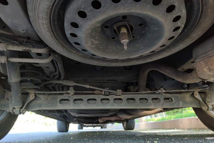 Used Buick GL8 2011 2.4L LT Executive Edition Chassis Rear