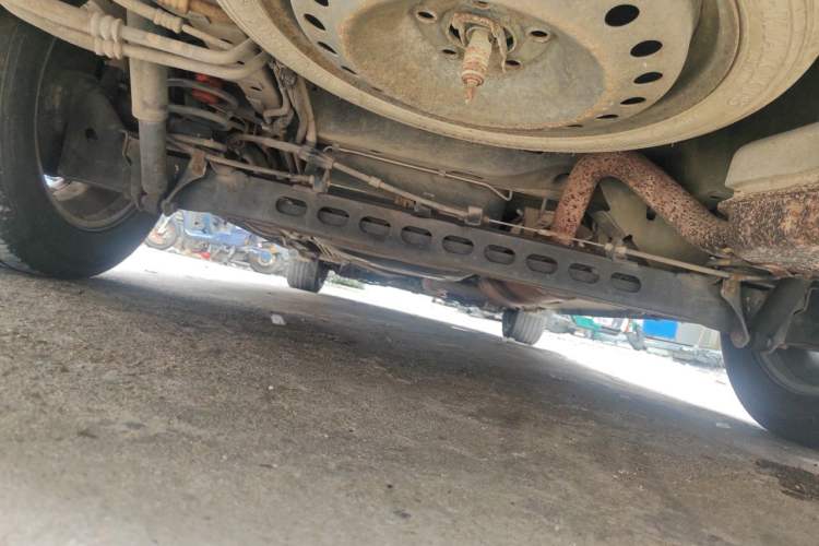 Used Buick GL8 2011 2.4L LT Executive Edition Chassis Rear