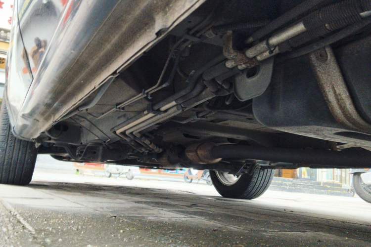 Used Buick GL8 2011 2.4L CT Comfort Edition Chassis Rear Left