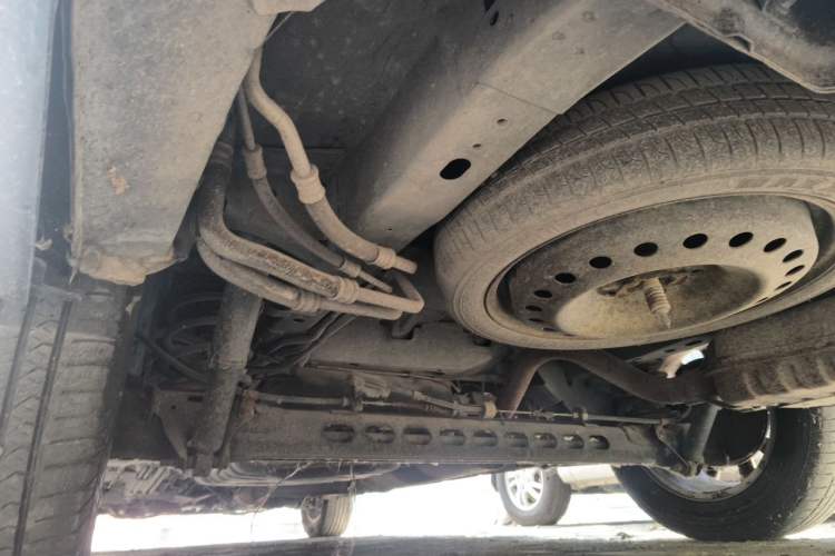 Used Buick GL8 2011 2.4L CT Comfort Edition Chassis Rear Left
