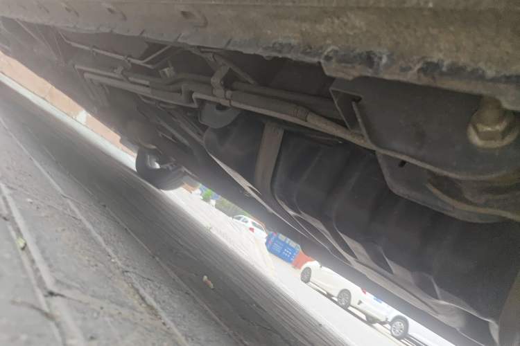 Used Buick GL8 2011 2.4L CT Luxury Business Comfort Edition Chassis Rear Left