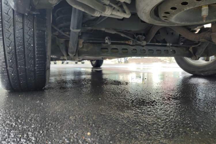 Used Buick GL8 2011 2.4L CT Comfort Edition Chassis Rear Left