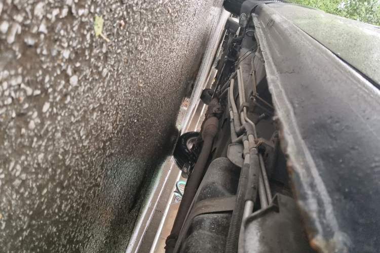 Used Buick GL8 2011 2.4L LT Executive Edition Chassis Rear Left