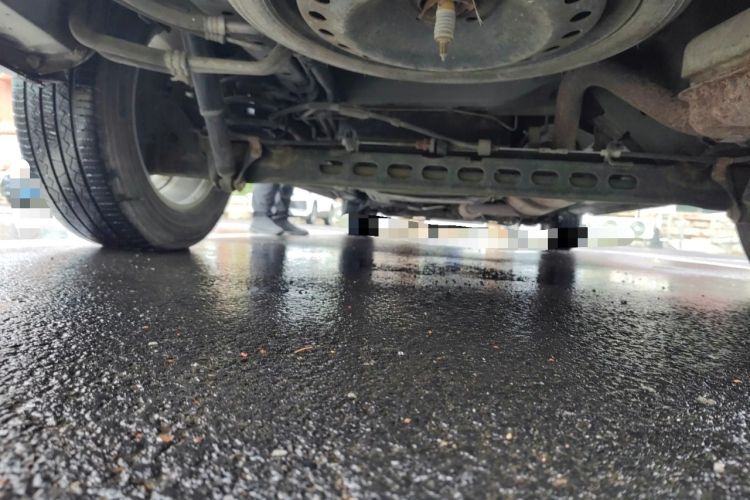 Used Buick GL8 2011 2.4L CT Comfort Edition Chassis Rear