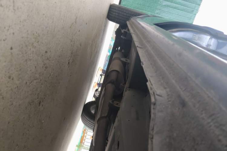 Used Buick GL8 2011 2.4L CT Comfort Edition Chassis Rear Right