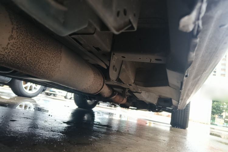 Used Buick GL8 2011 2.4L LT Executive Edition Chassis Rear Right