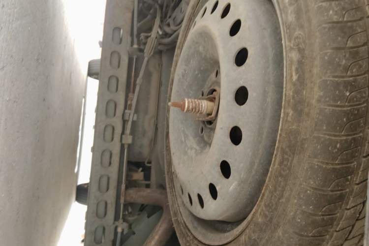 Used Buick GL8 2011 2.4L CT Comfort Edition Chassis Rear