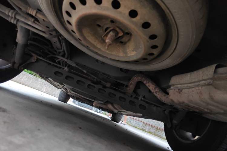 Used Buick GL8 2011 2.4L LT Executive Edition Chassis Rear