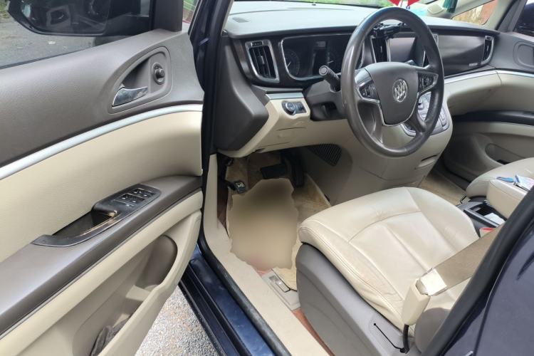 Used Buick GL8 2011 2.4L CT Luxury Business Comfort Edition Driver Seat