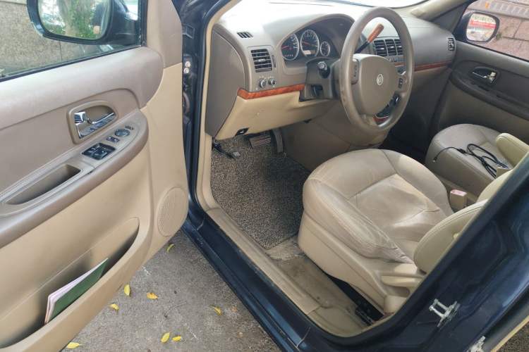 Used Buick GL8 2011 2.4L CT Comfort Edition Driver Seat