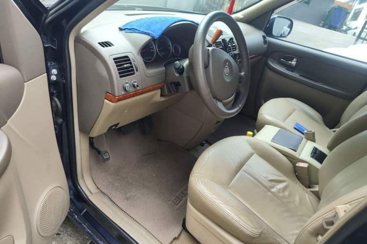 Used Buick GL8 2011 2.4L LT Executive Edition Driver Seat