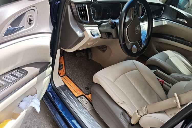 Used Buick GL8 2011 3.0L GT Luxury Business Haoya Edition Driver Seat