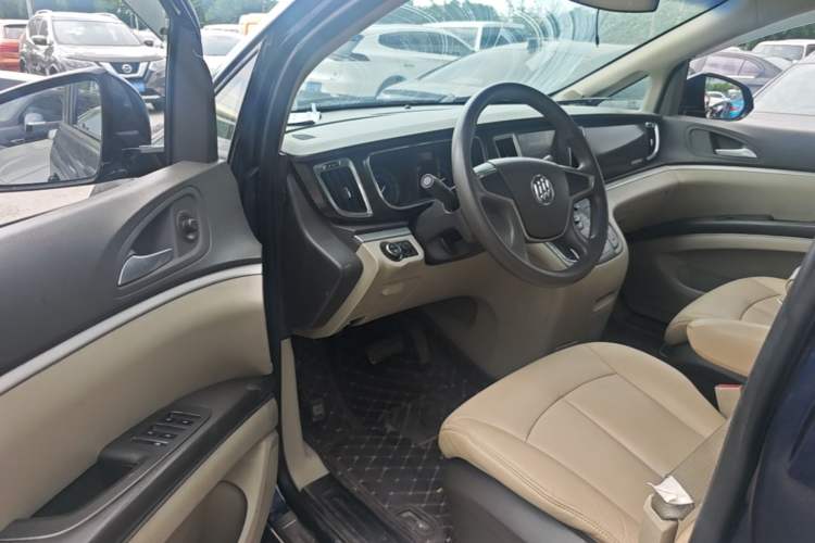 Used Buick GL8 2011 2.4L CT Luxury Business Comfort Edition Driver Seat