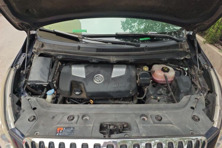 Used Buick GL8 2011 3.0L XT Luxury Business Flagship Edition Engine Bay