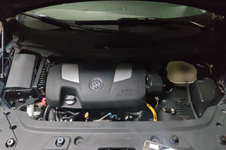 Used Buick GL8 2011 3.0L GT Luxury Business Haoya Edition Engine Bay