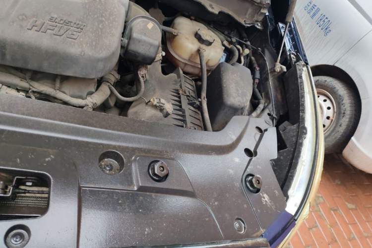 Used Buick GL8 2011 3.0L GT Luxury Business Haoya Edition Engine Bay Left