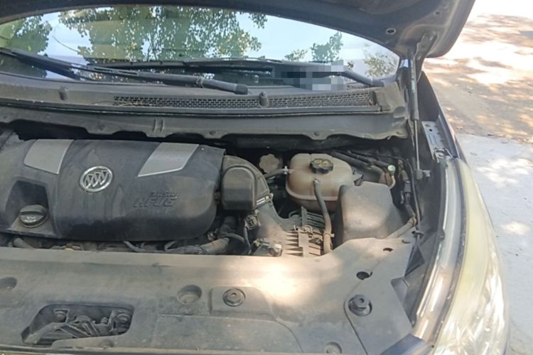 Used Buick GL8 2011 3.0L XT Luxury Business Flagship Edition Engine Bay Left