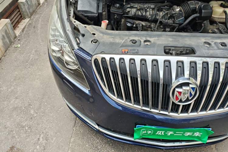 Used Buick GL8 2011 3.0L GT Luxury Business Haoya Edition Engine Bay Right