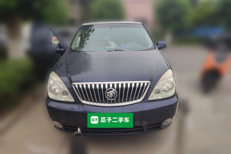 Used Buick GL8 2011 2.4L CT Comfort Edition Front