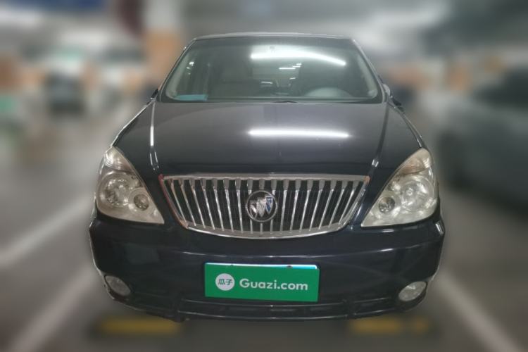 Used Buick GL8 2011 2.4L LT Executive Edition Front