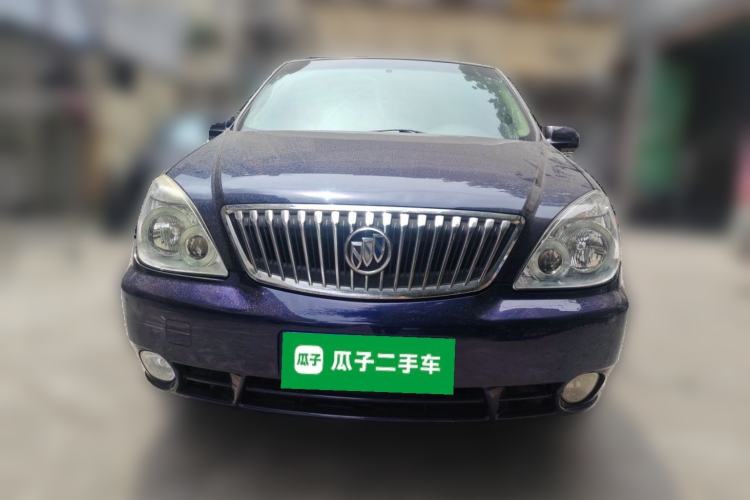 Used Buick GL8 2011 2.4L LT Executive Edition Front