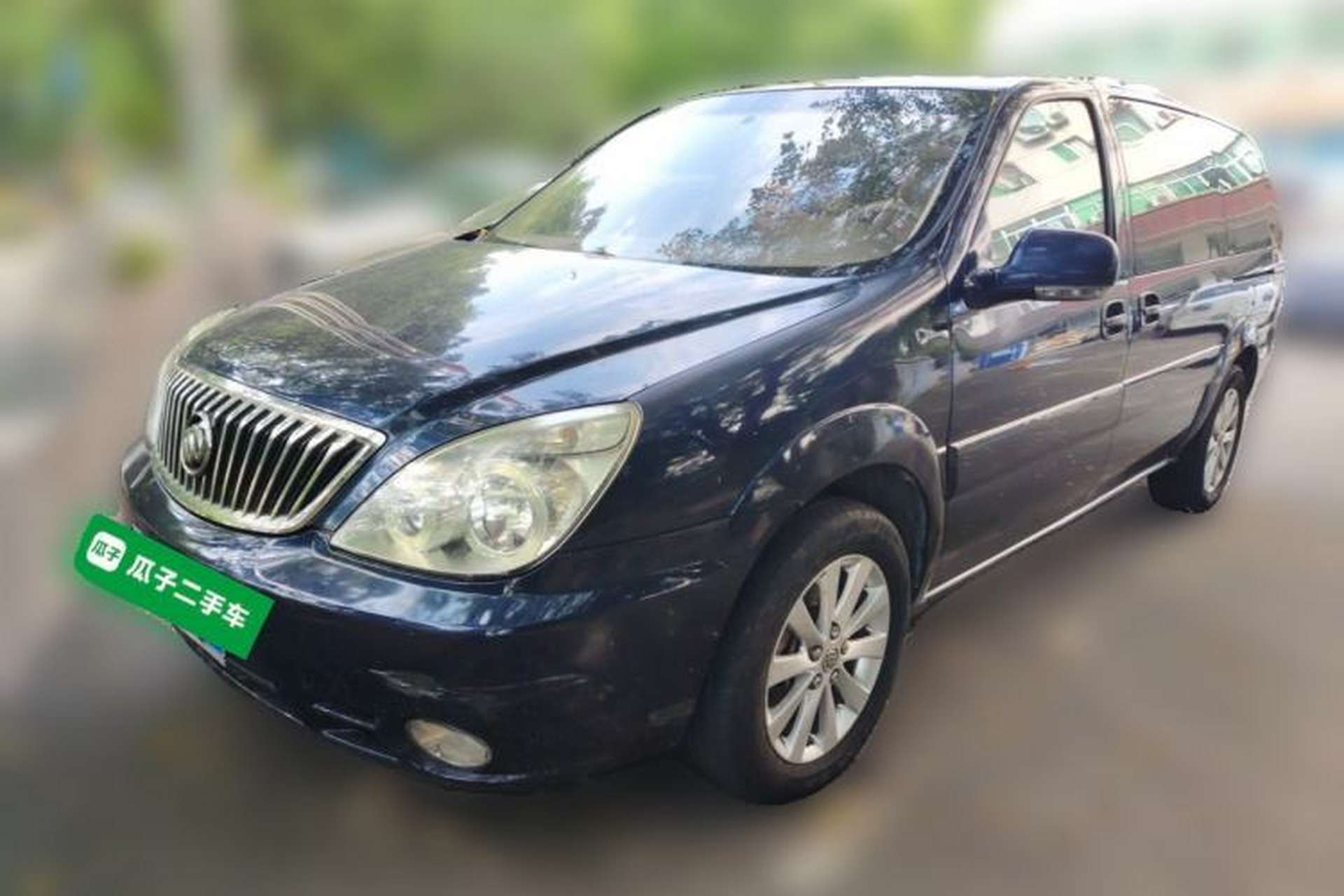 Used Buick GL8 2011 2.4L CT Comfort Edition Front Left 45 Deg