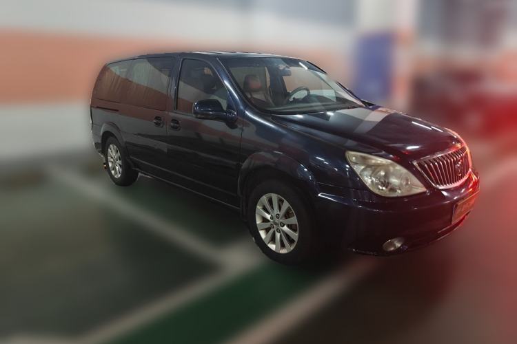 Used Buick GL8 2011 2.4L CT Comfort Edition Front Right 45 Deg