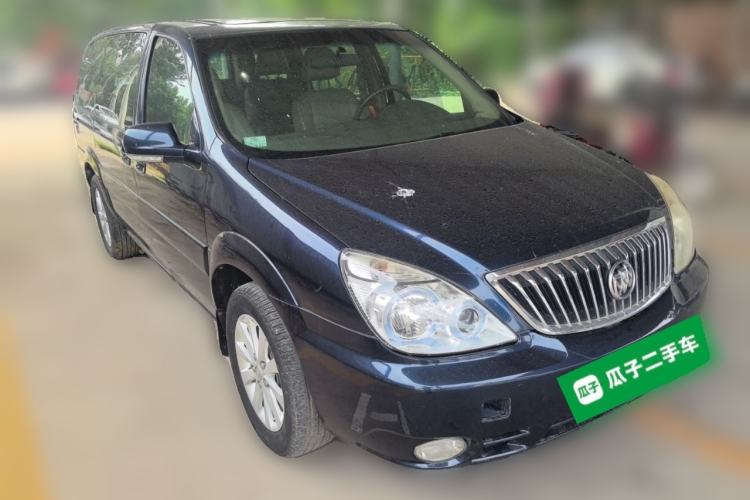 Used Buick GL8 2011 2.4L LT Executive Edition Front Right 45 Deg