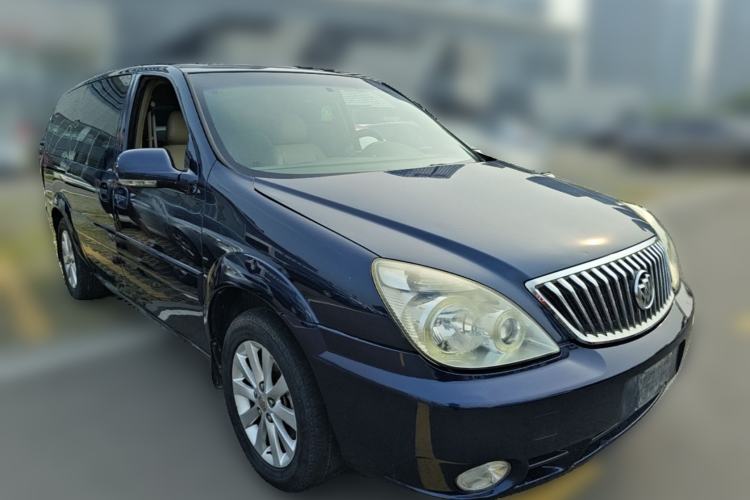 Used Buick GL8 2011 2.4L CT Comfort Edition Front Right 45 Deg