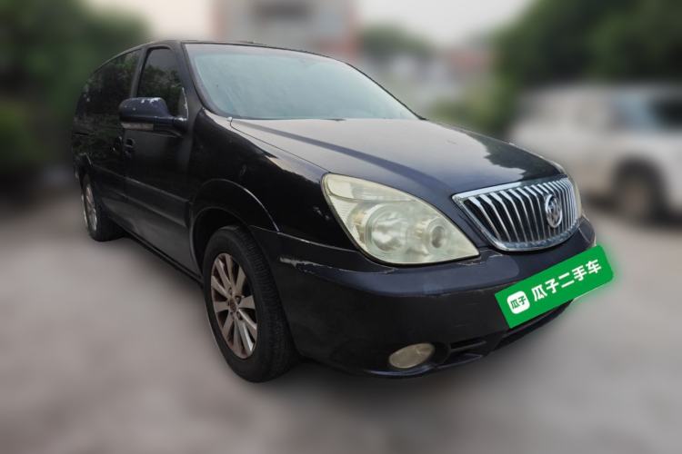 Used Buick GL8 2011 2.4L LT Executive Edition Front Right 45 Deg