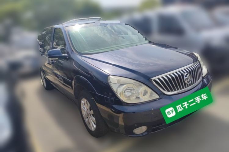 Used Buick GL8 2011 2.4L CT Comfort Edition Front Right 45 Deg