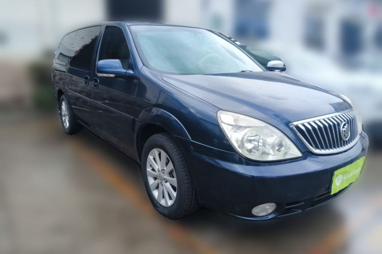 Used Buick GL8 2011 2.4L LT Executive Edition Front Right 45 Deg