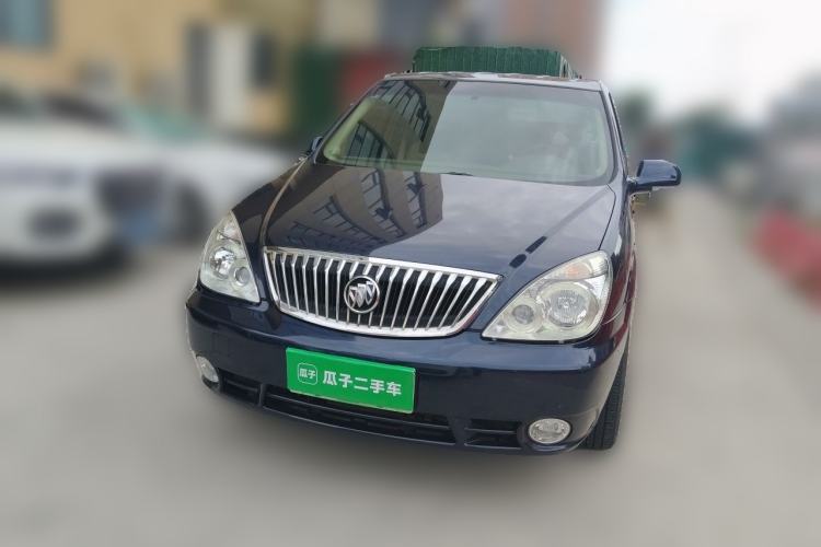 Used Buick GL8 2011 2.4L CT Comfort Edition Front