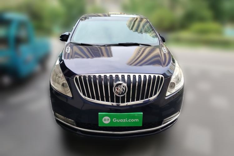 Used Buick GL8 2011 2.4L CT Luxury Business Comfort Edition Front