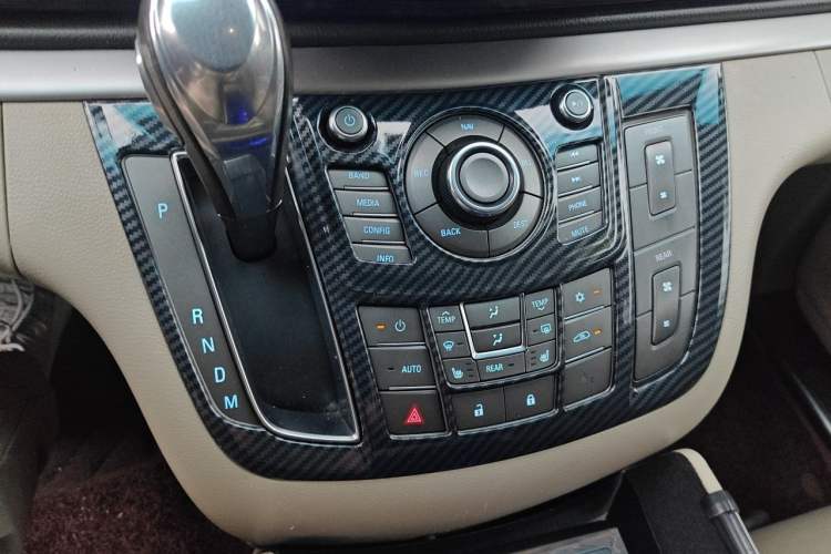 Used Buick GL8 2011 3.0L GT Luxury Business Haoya Edition Gear Lever