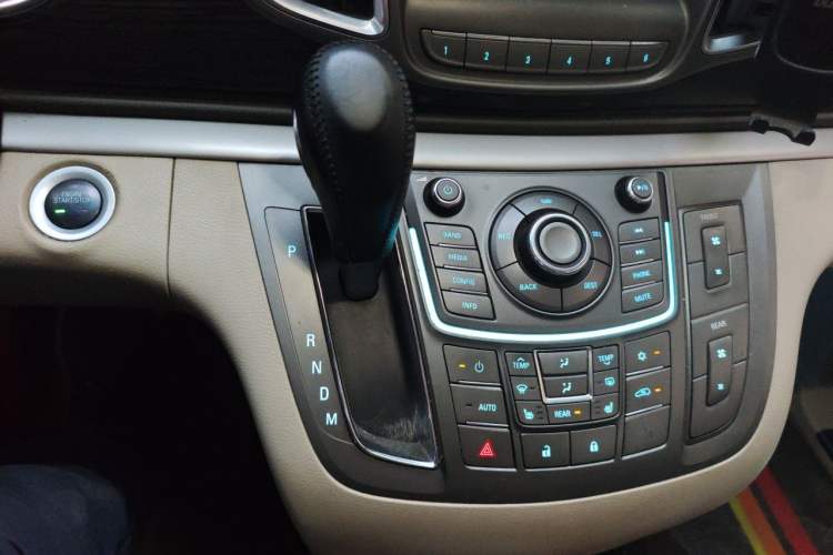 Used Buick GL8 2011 3.0L XT Luxury Business Flagship Edition Gear Lever