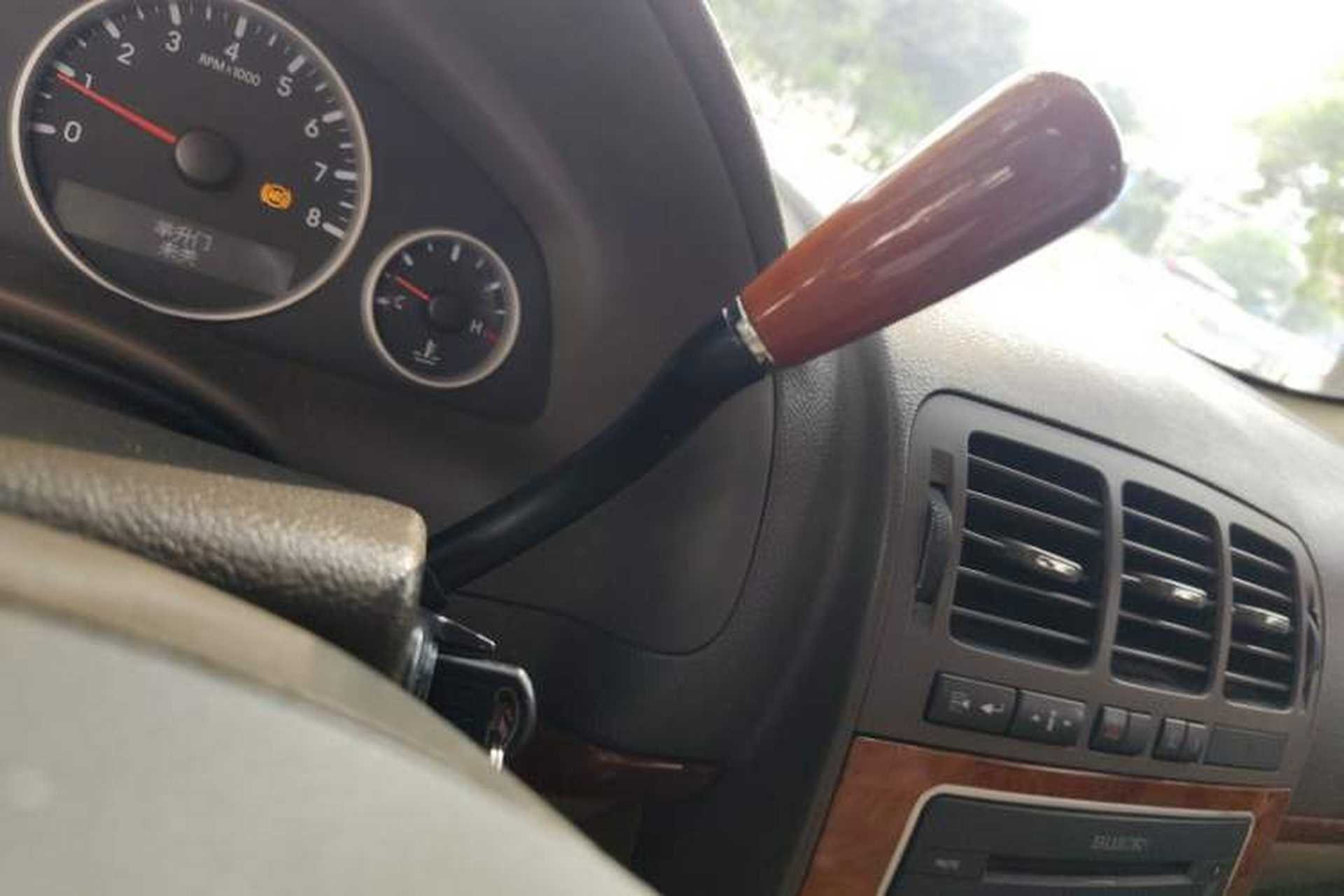 Used Buick GL8 2011 2.4L CT Comfort Edition Gear Lever