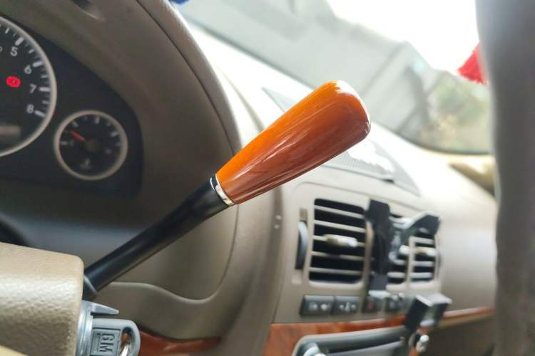 Used Buick GL8 2011 2.4L LT Executive Edition Gear Lever