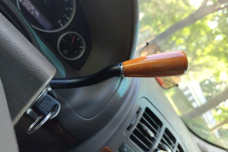 Used Buick GL8 2011 2.4L LT Executive Edition Gear Lever