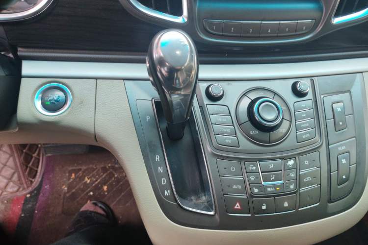 Used Buick GL8 2011 3.0L GT Luxury Business Haoya Edition Gear Lever