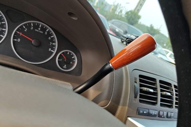 Used Buick GL8 2011 2.4L CT Comfort Edition Gear Lever
