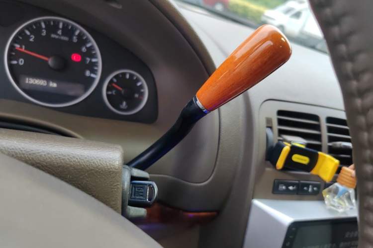 Used Buick GL8 2011 2.4L LT Executive Edition Gear Lever