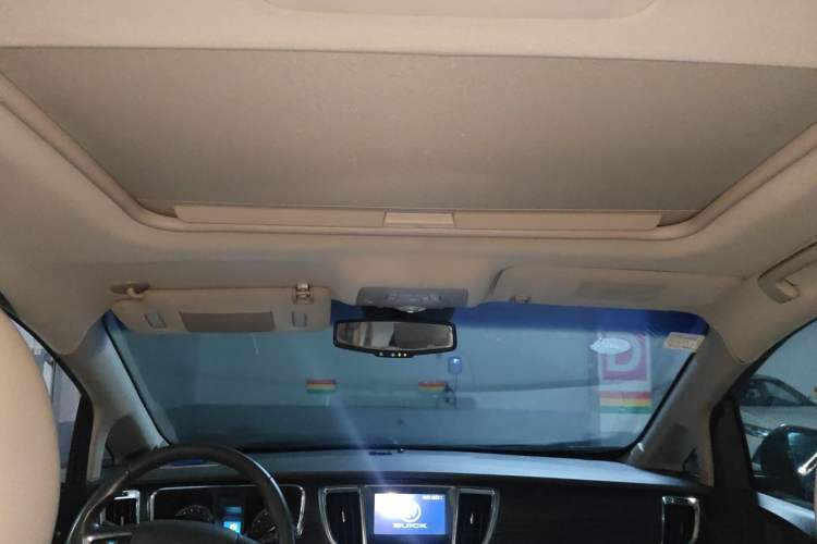 Used Buick GL8 2011 3.0L GT Luxury Business Haoya Edition Headliner