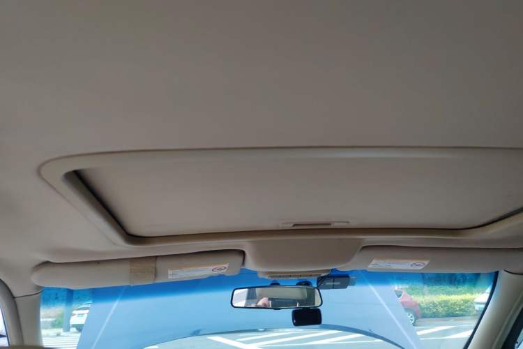 Used Buick GL8 2011 2.4L LT Executive Edition Headliner