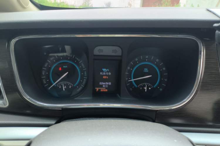Used Buick GL8 2011 2.4L CT Luxury Business Comfort Edition Instrument Cluster