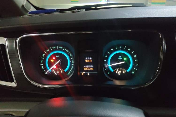 Used Buick GL8 2011 3.0L GT Luxury Business Haoya Edition Instrument Cluster